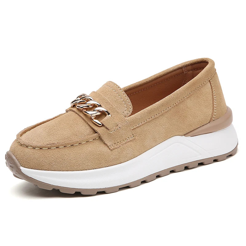 Beige loafers med platåsula i mocka