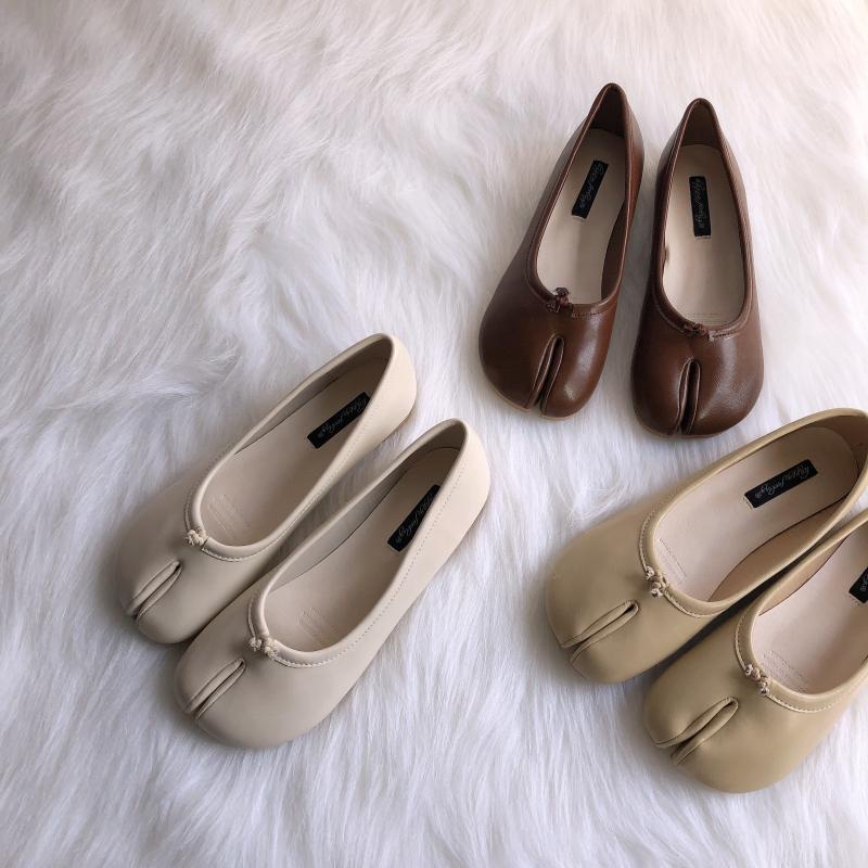 Platta ballerinor loafers tabi