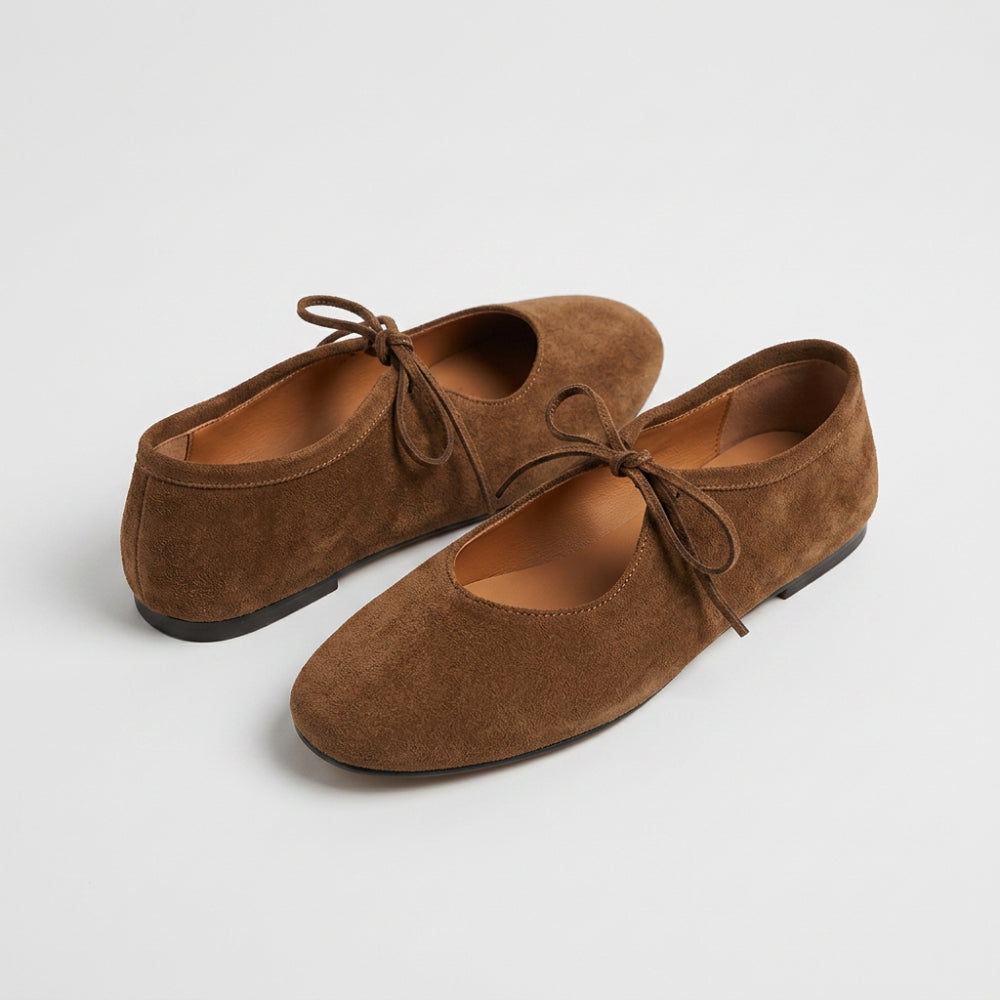 Ballerina loafers i syntetisk mocka med snörning för dam