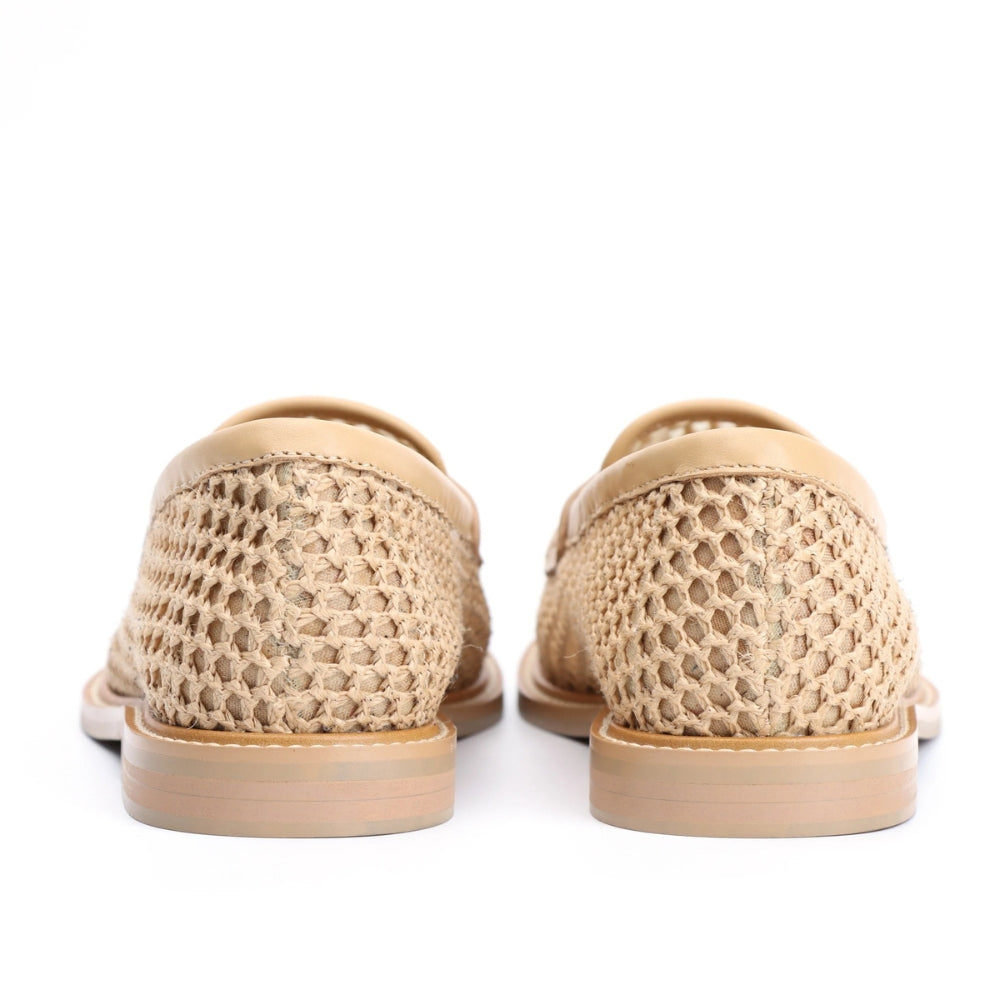 Loafer i mesh och beige läder för dam