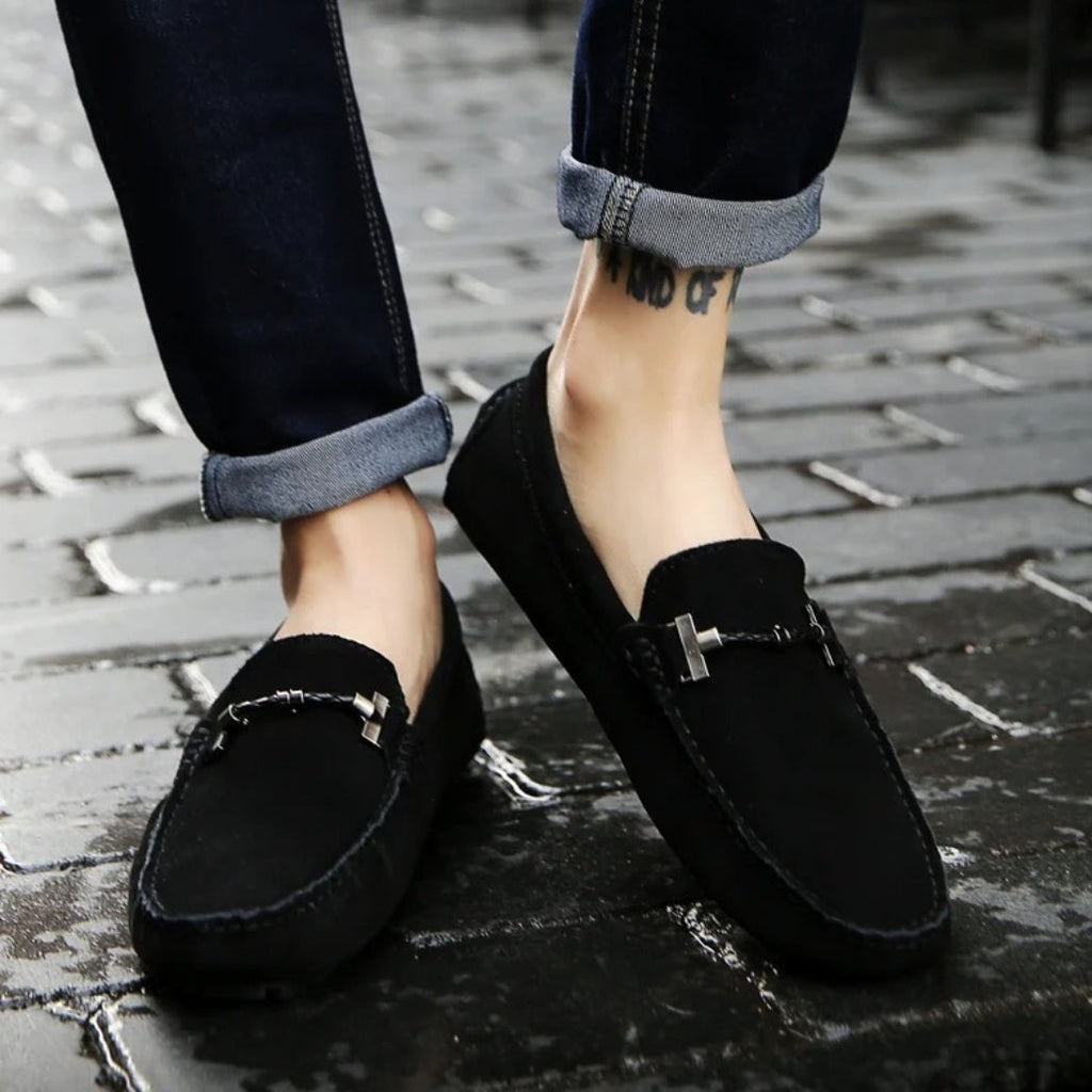 Fodrade loafers i mocka för herr