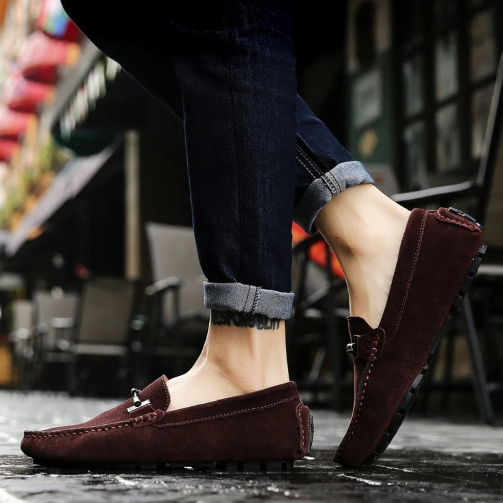 Fodrade loafers i mocka för herr