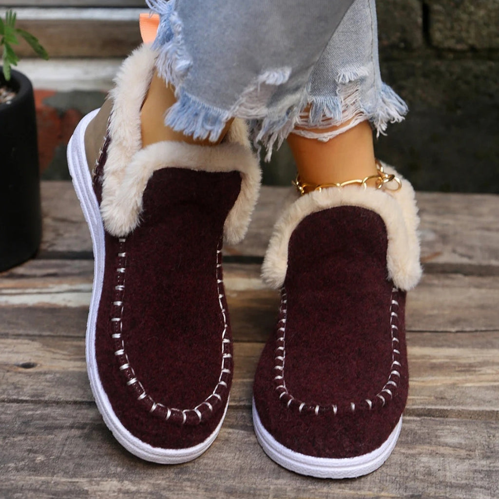 Varma fodrade loafers i syntetisk mocka för dam
