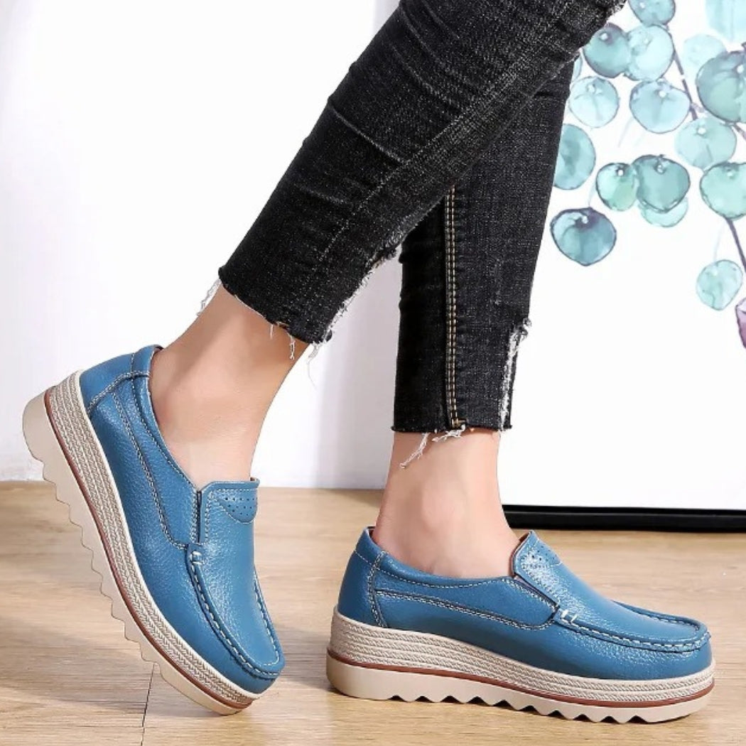 Kilklackade loafers i syntetiskt läder för dam