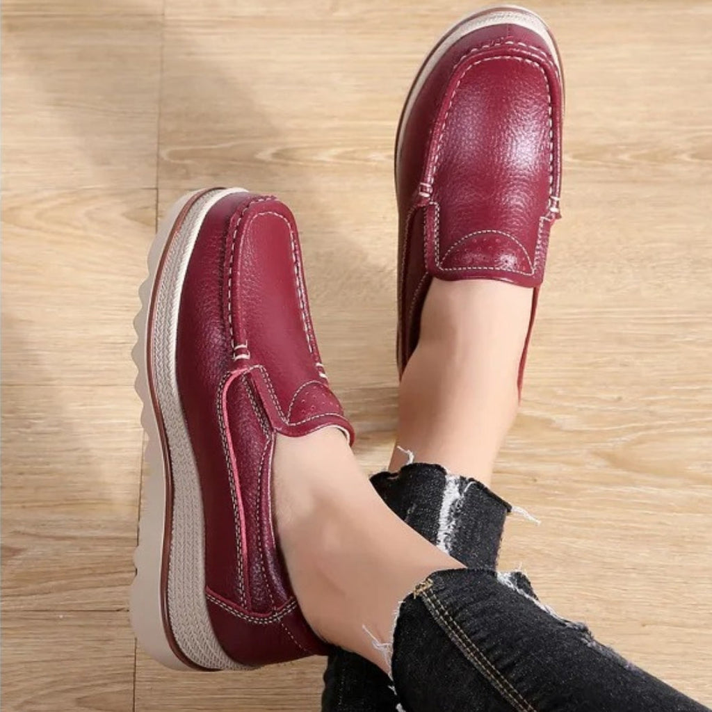 Kilklackade loafers i syntetiskt läder för dam