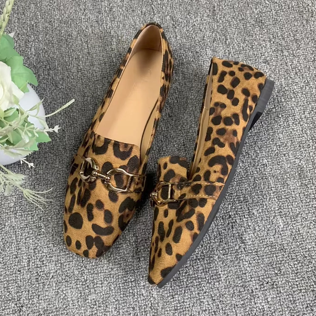 Leopardmönstrad loafer med kedja för dam, bild 2 av 8