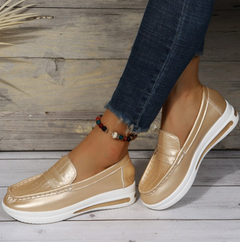 Kilklack loafers med sneaker-stil och glittrande detaljer, Gyllene