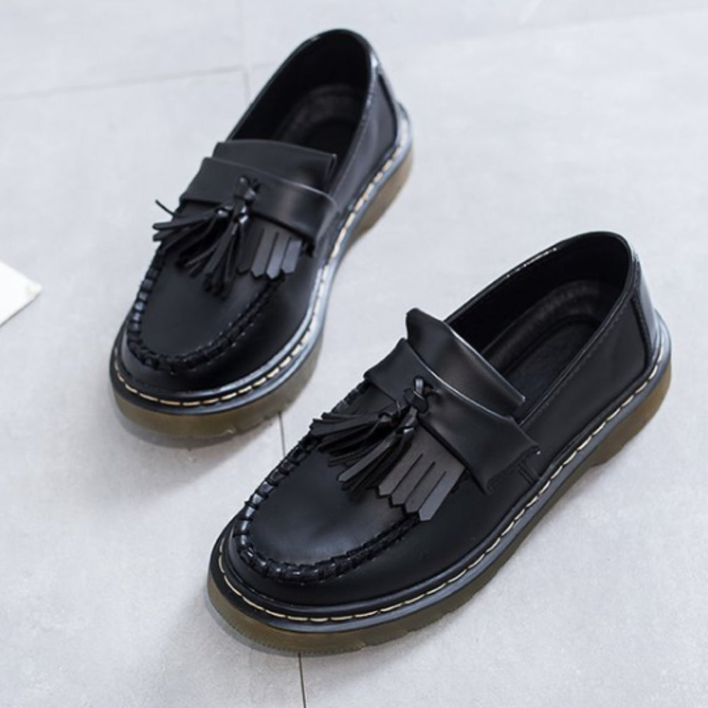 Loafers med tofsar och fransar i syntetiskt läder för dam