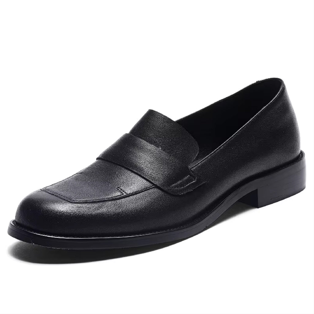 Klassisk elegant svart loafer i läder för kvinnor