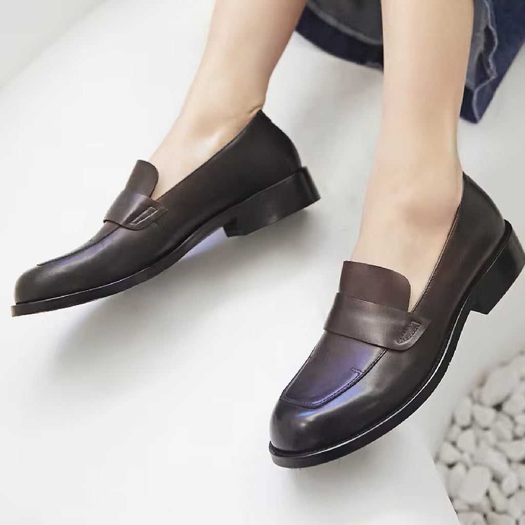 Klassisk elegant loafer i läder för kvinnor, bild 6 av 10