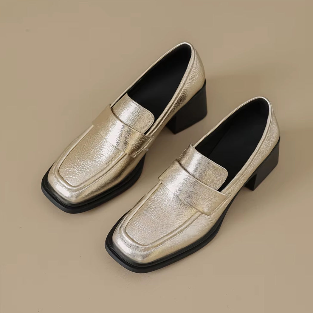 Guldfarade loafers med klack för dam, bild 7 av 8