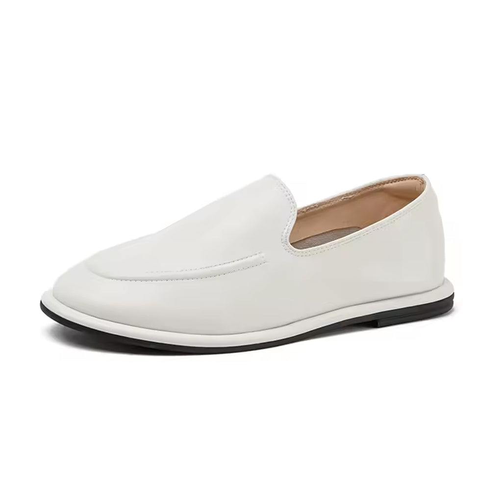 Vit loafer slipper i läder för kvinnor