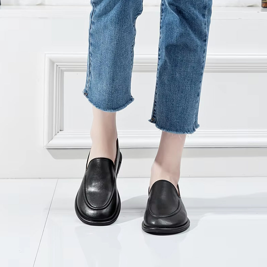 Loafer slipper i läder för kvinnor, bild 3 av 10