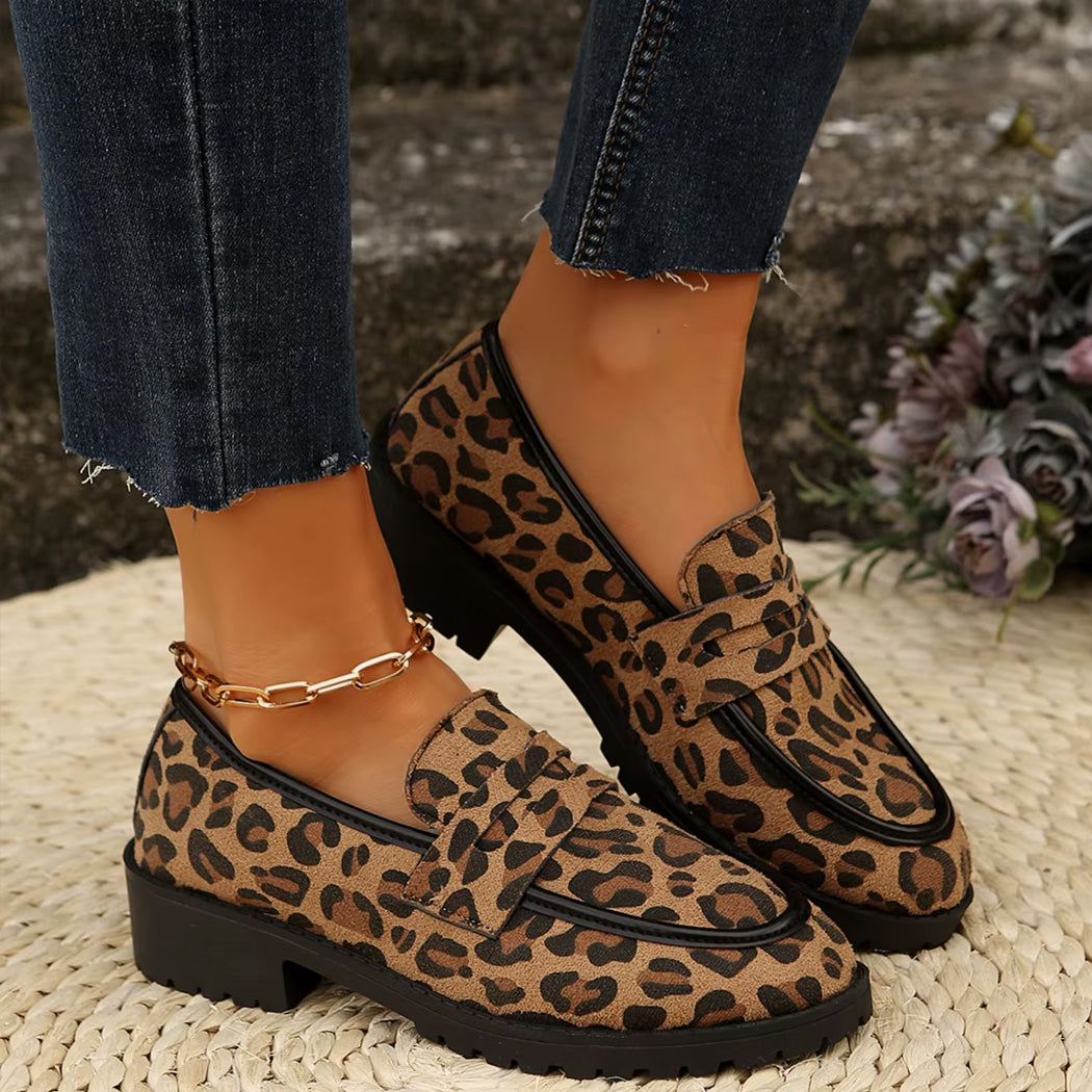 Leopardmönstrad loafer med klack, bild 5 av 8