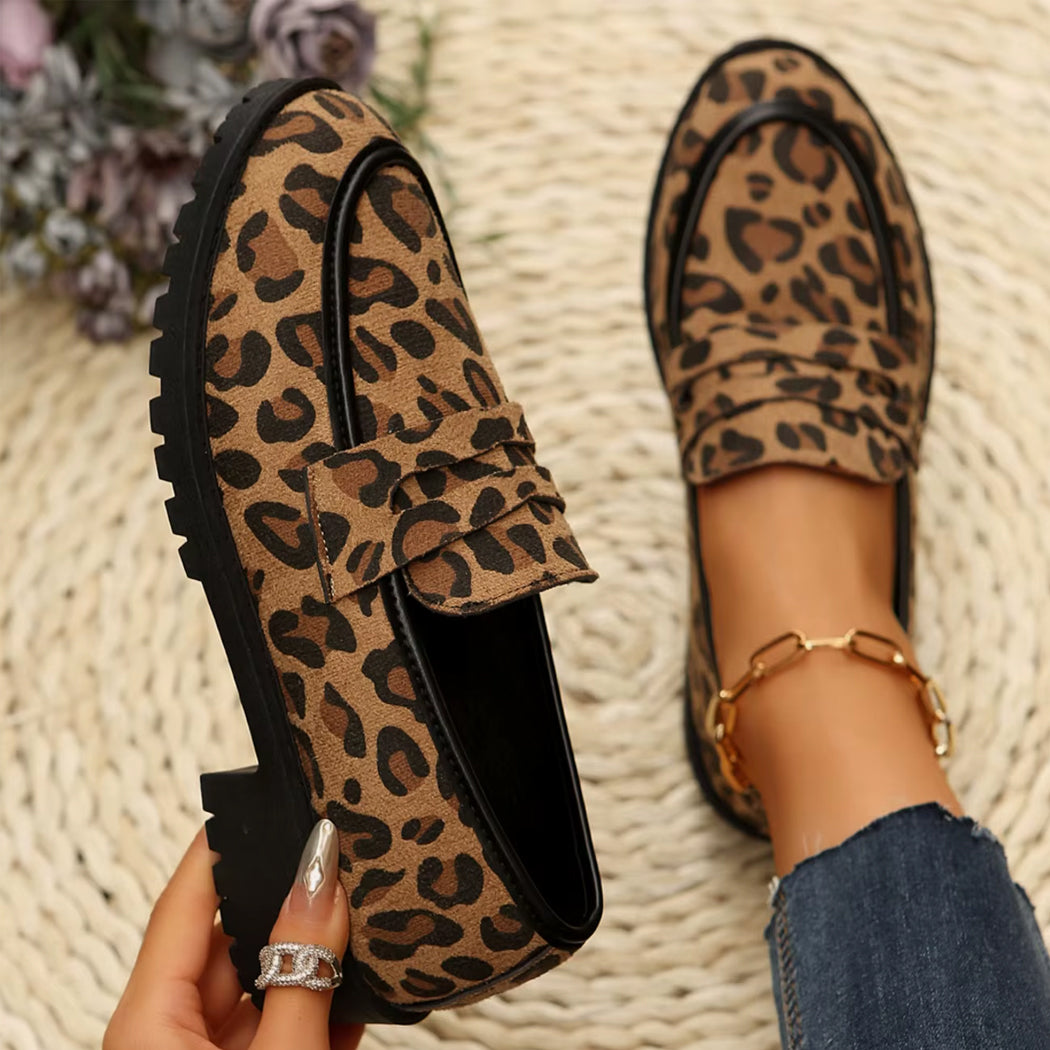 Leopardmönstrad loafer med klack, bild 2 av 8