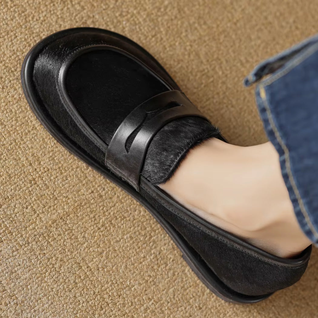 Svart loafer i läder och hästhår, bild 6 av 8