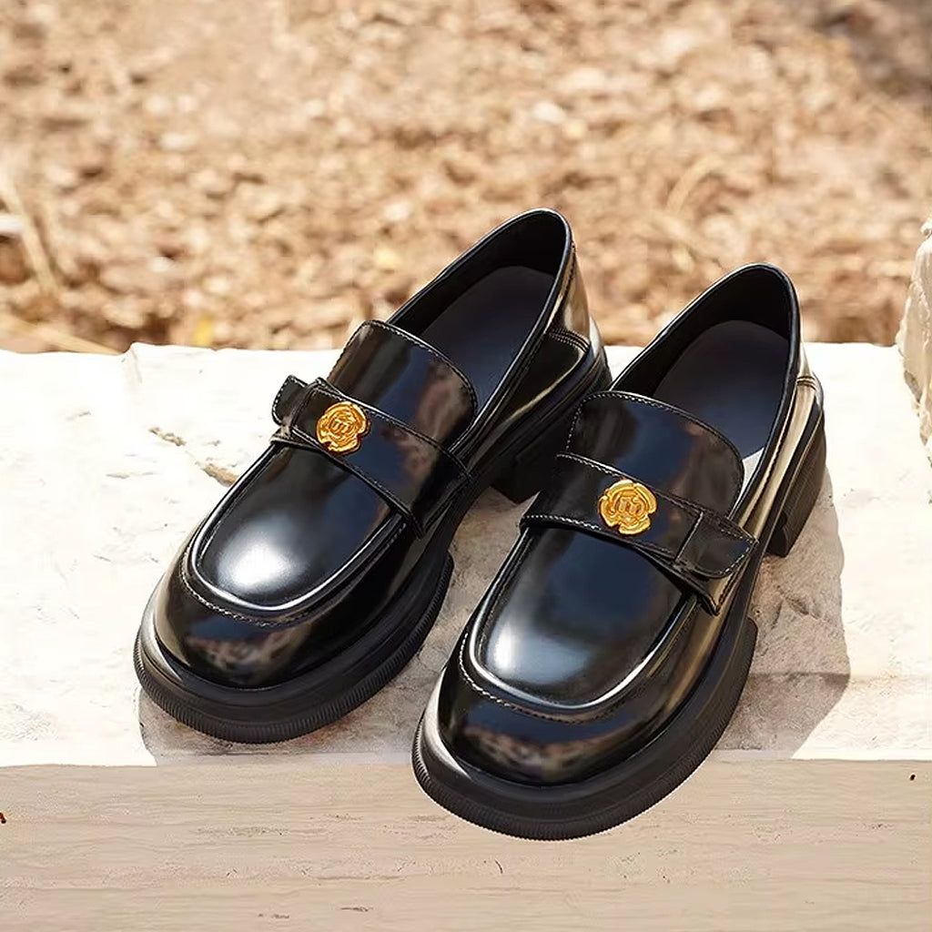 Loafers med platåsula och blomdetaljer, bild 5 av 14