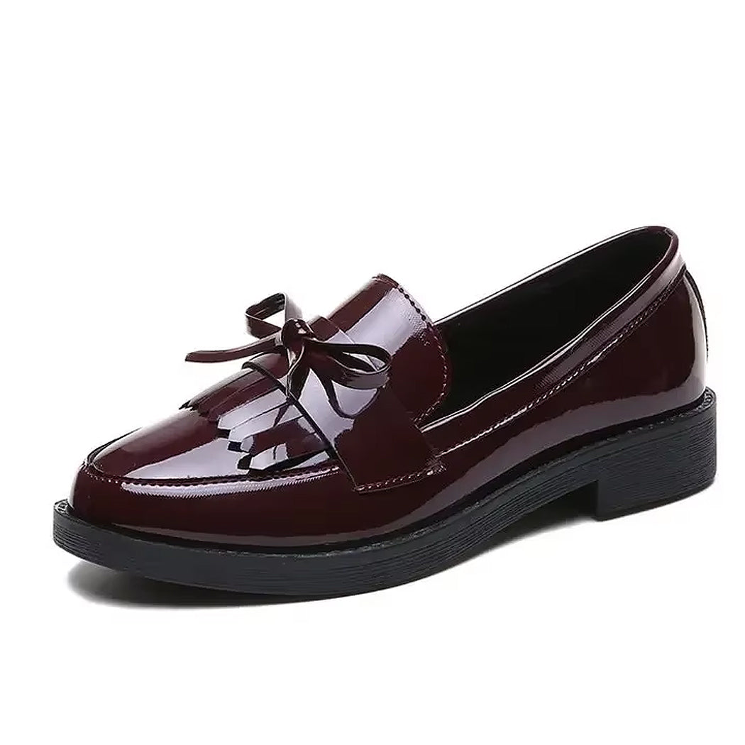 Lacklackad loafer med fransar och rosett, bild 11 av 11