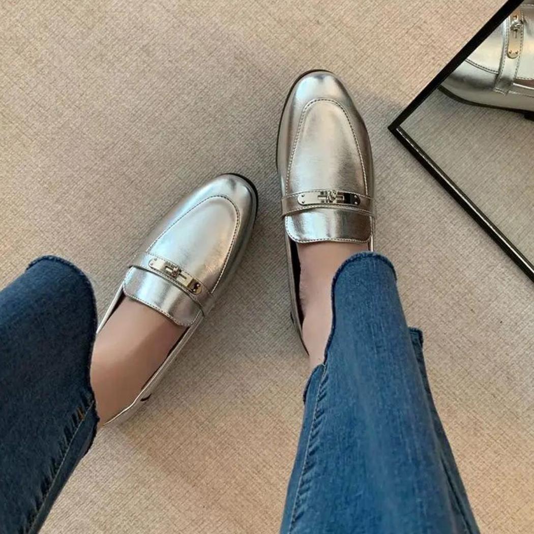Silverfärgade loafers med fyrkantig klack för dam