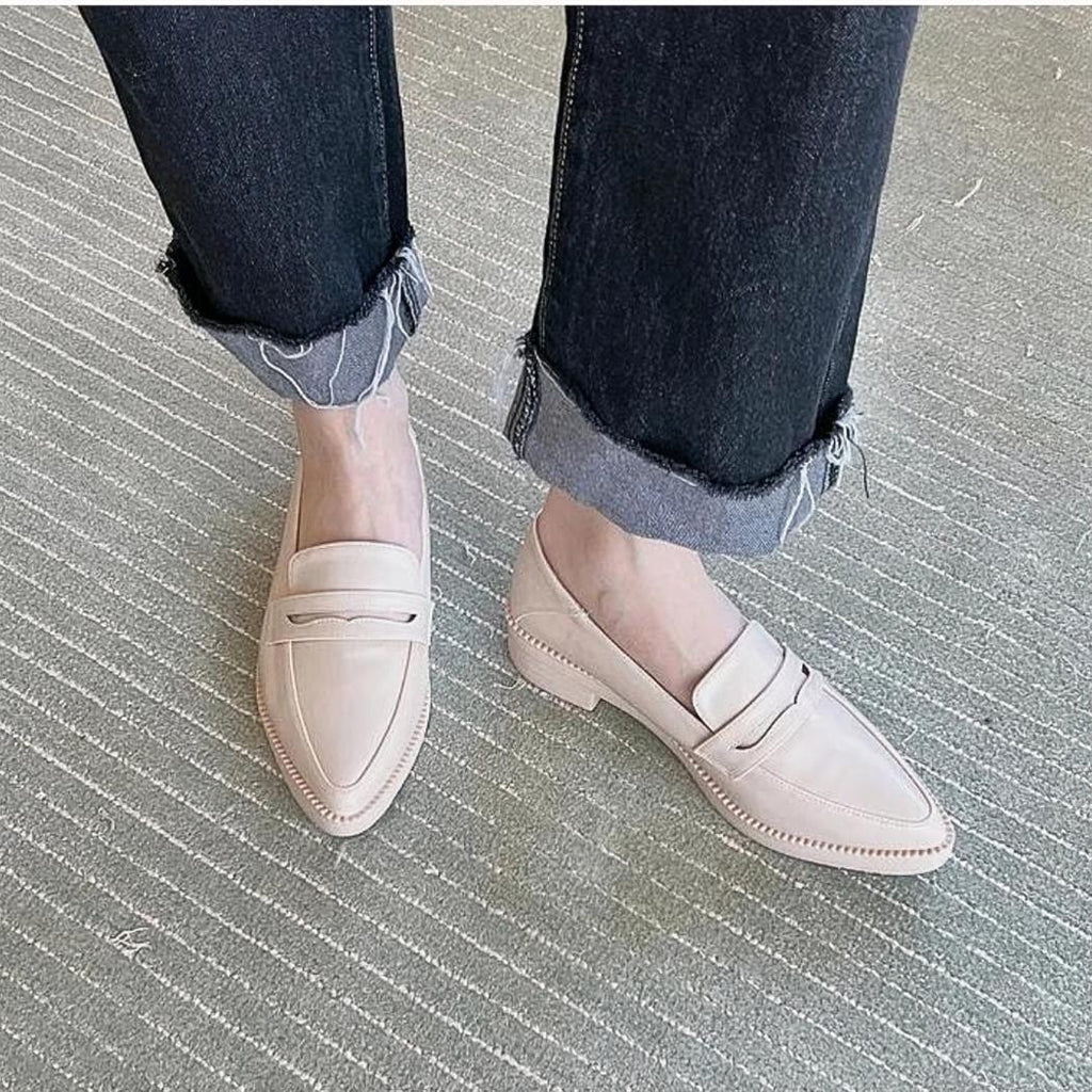 Loafers med fyrkantig klack och sula i syntetiskt läder för dam