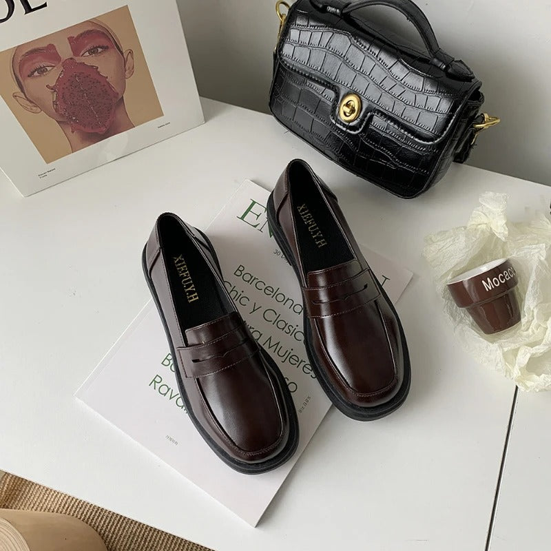 Klassiska eleganta loafers för dam, bild 5 av 7