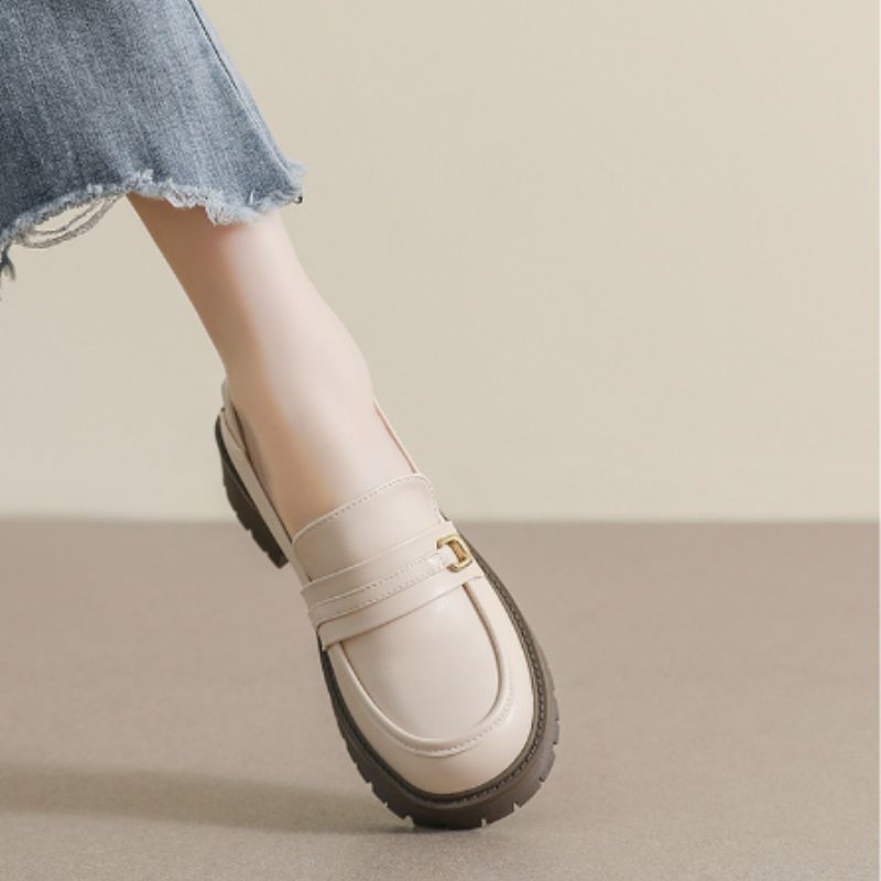 Dam loafers i läder med platåsula, bild 8 av 9