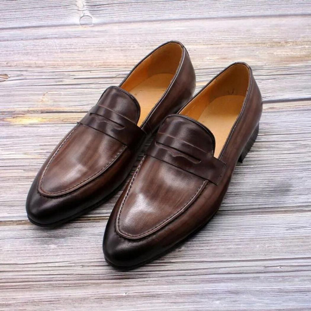 Loafers i äkta läder i mörkbrunt för herr