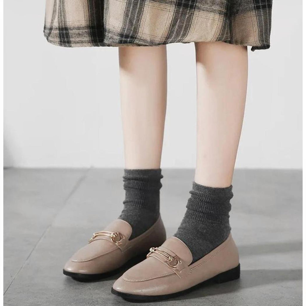 Eleganta loafers med fyrkantig klack i syntetiskt läder för dam