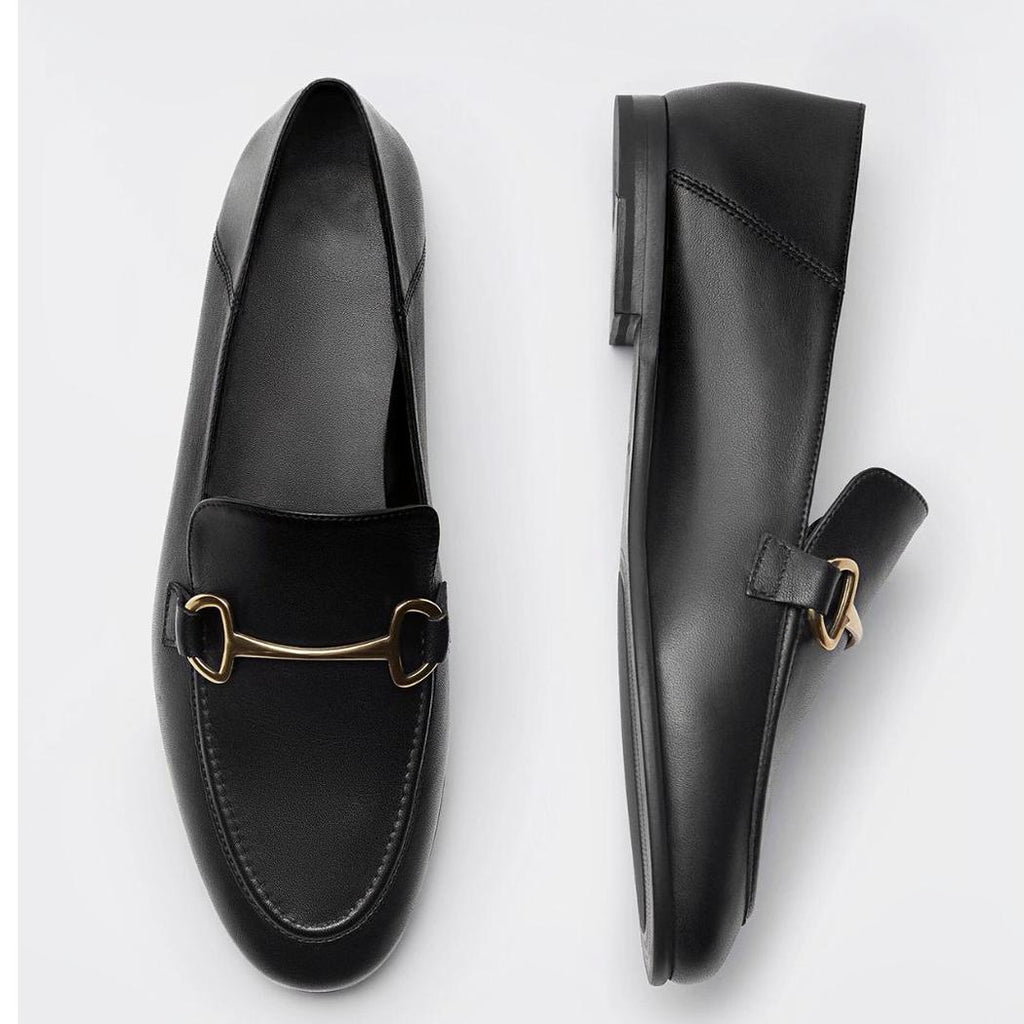 Tunna och lätta loafers i äkta läder