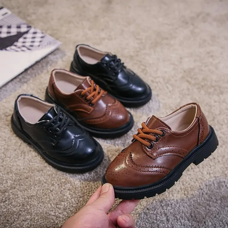 Finsnörda loafers för pojkar, bild 2 av 13