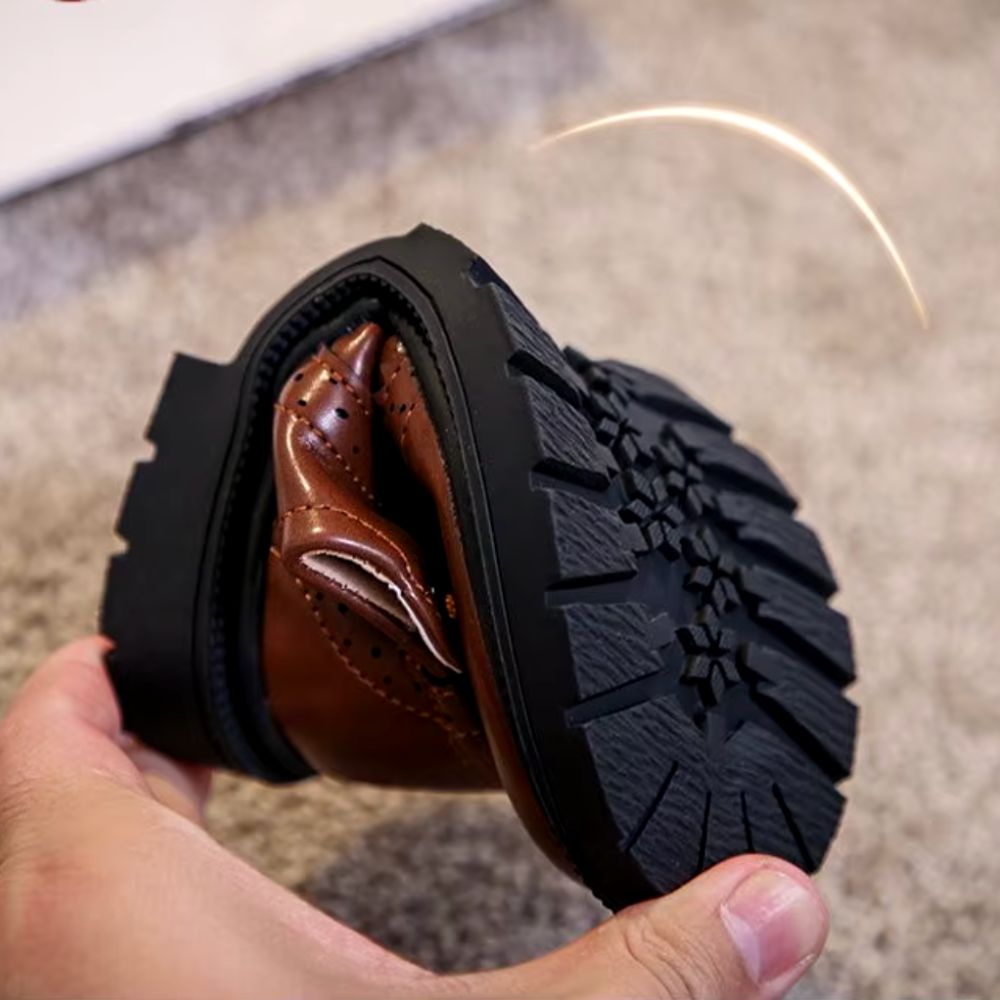 Finsnörda loafers för pojkar, bild 10 av 13