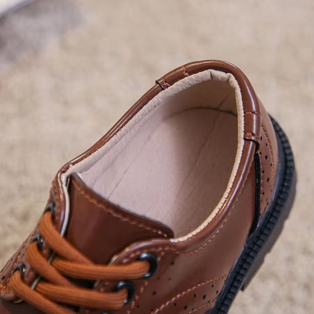 Finsnörda loafers för pojkar, bild 13 av 13