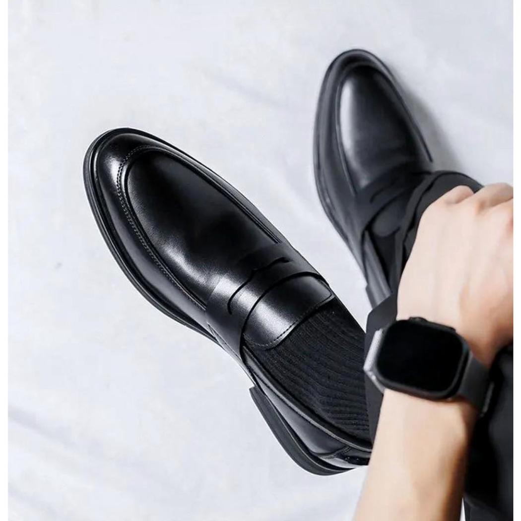 Klassiska svarta loafers för herr i syntetiskt läder