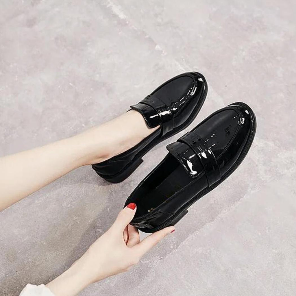 Svarta loafers med fyrkantig klack i preppystil för dam