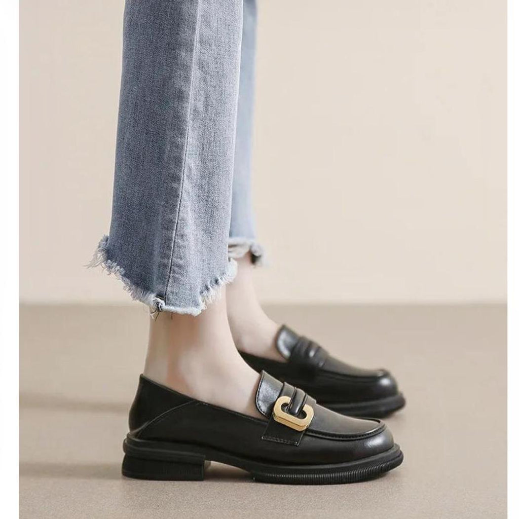 Mjuka och eleganta loafers i äkta läder för kvinnor, bild 5 av 13