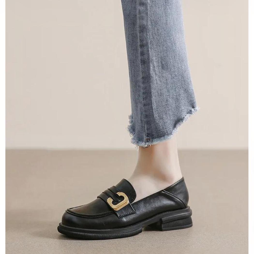 Mjuka och eleganta loafers i äkta läder för kvinnor, bild 7 av 13