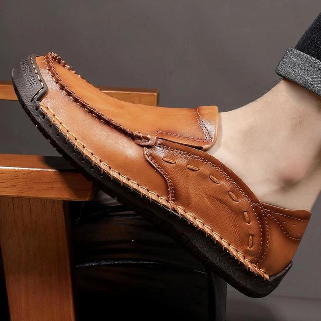 Mjuka loafers i syntetiskt läder för herr