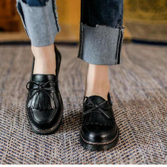 Loafers med fyrkantig klack och fransar i vintagestil för dam, Svart