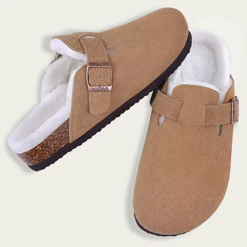 Fodrad brun mockasintoffel i mocka