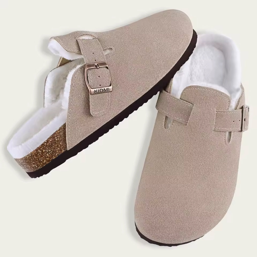 Fodrad beige mockasintoffel i mocka