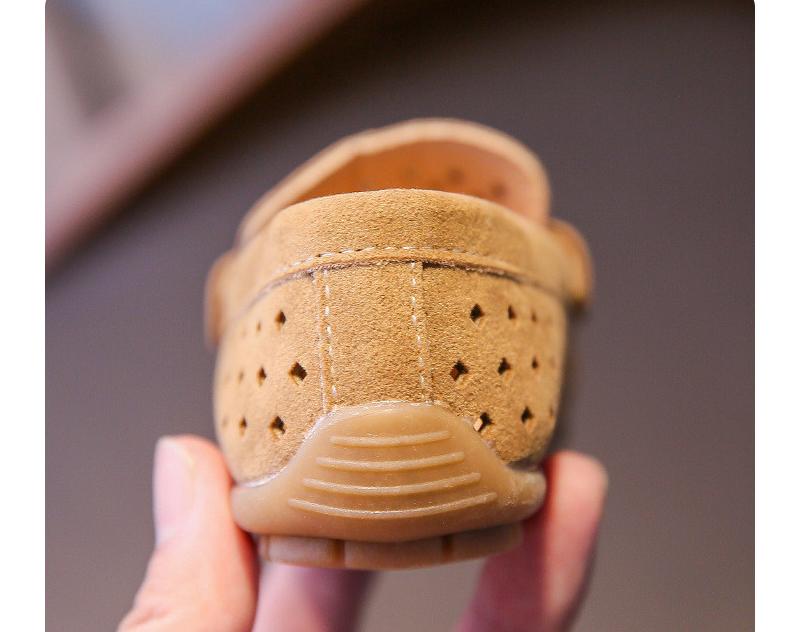 Avslappnade andningsbara mockasinloafers för pojkar, bild 2 av 5