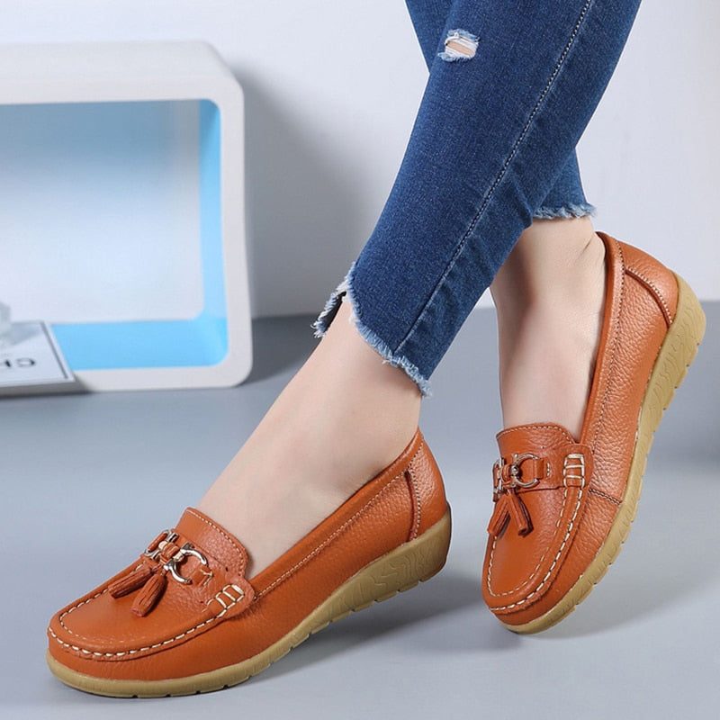 Orange tofs-loafers med båtskoinspiration för kvinnor
