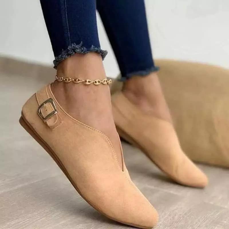 Beige sommarloafers i syntetmocka för damer