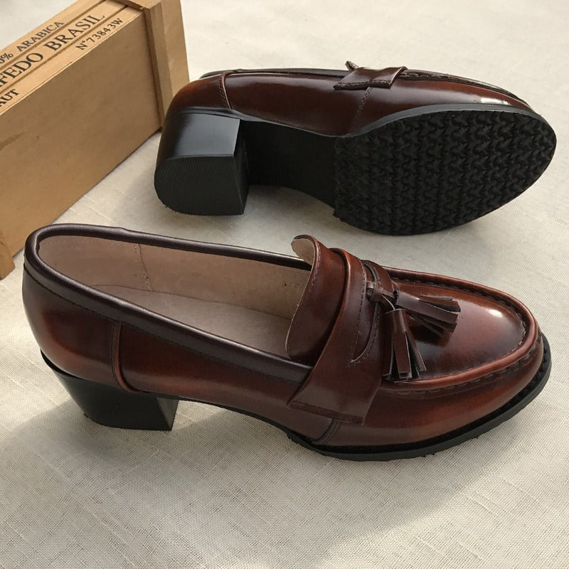 Loafers i läder med mellanhög klack för dam, bild 5 av 9