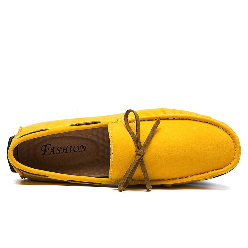Färgade slip-on-loafers i mockaeffekt för män, bild 3 av 10