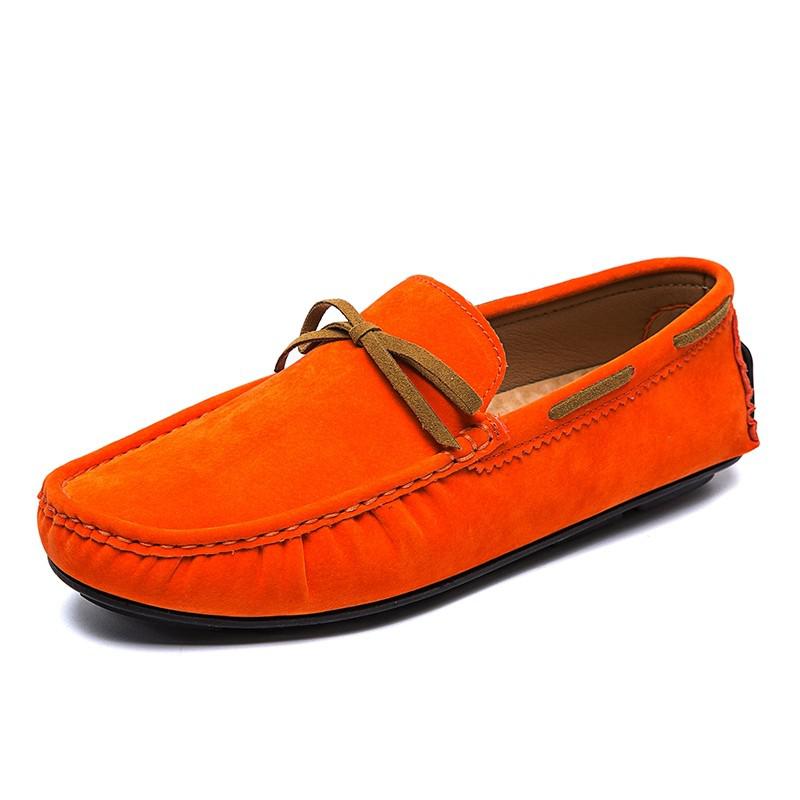 Färgade orange slip-on-loafers i mockaeffekt för män