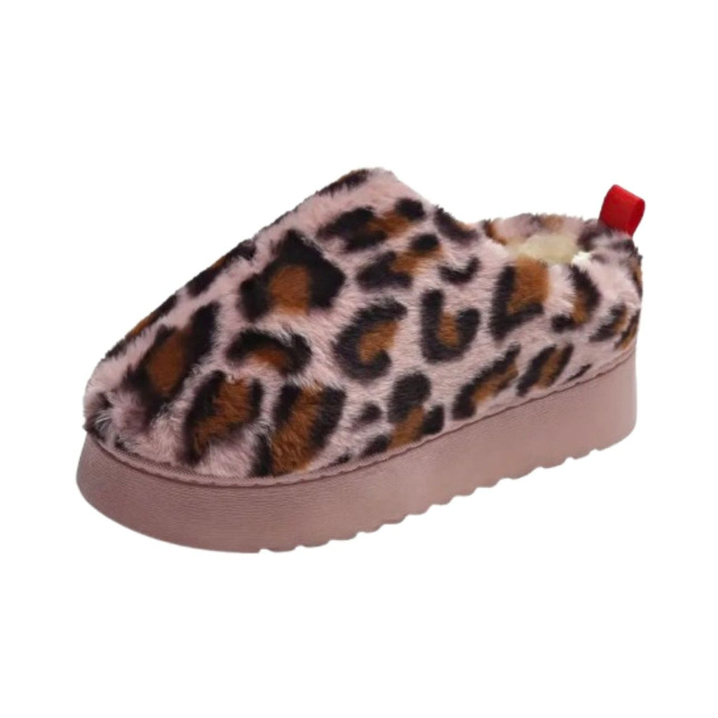 Fodrad loafertoffel med rosa leopardmönster och plattformssula, bakifrån