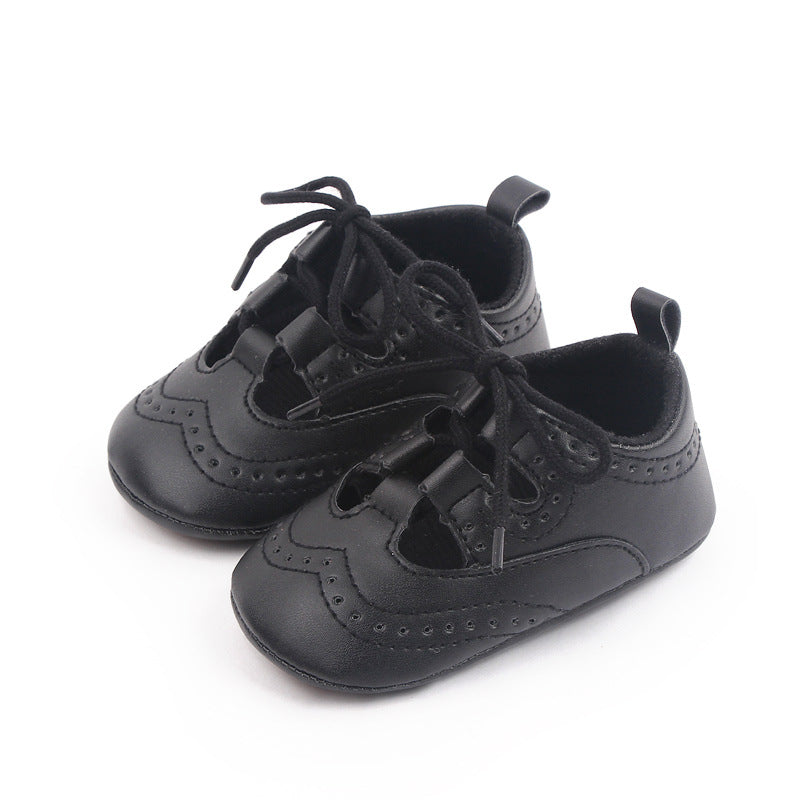 Genombruten svart loafer med snörning i sneakerstil för babyflicka