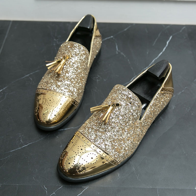 Guldlackerade och glittriga loafers för festtillfällen, bild 6 av 10