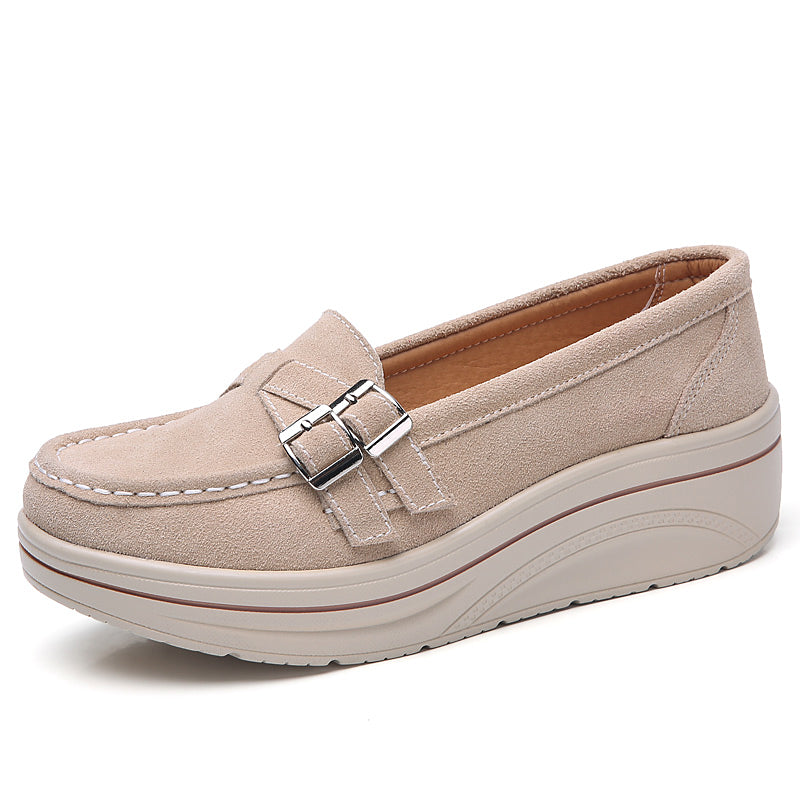 beige kilklack i mockaimitation